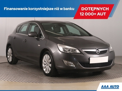 Opel Astra J Hatchback 5d 1.6 Twinport ECOTEC 115KM 2010