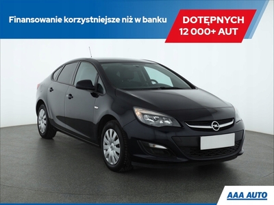 Opel Astra J Sedan 1.4 Turbo ECOTEC 140KM 2018