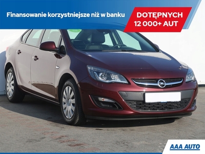 Opel Astra J Sedan 1.4 Turbo ECOTEC 140KM 2018