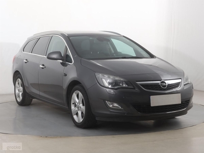 Opel Astra J , Xenon, Bi-Xenon, Klimatronic, Tempomat, Parktronic,