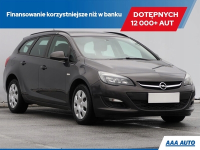 Opel Astra K Sports Tourer 1.4 Twinport 100KM 2016