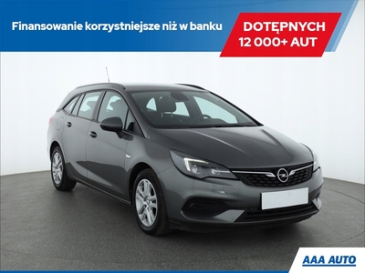 Opel Astra K Sportstourer Facelifting 1.5 Diesel 122KM 2020