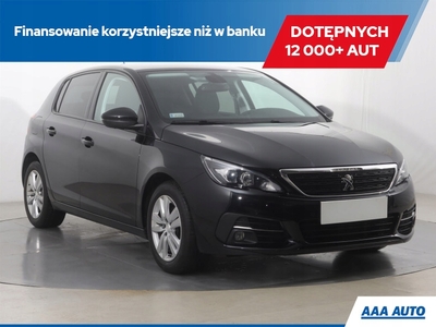 Peugeot 308 II Hatchback Facelifting 1.2 PureTech 130KM 2018