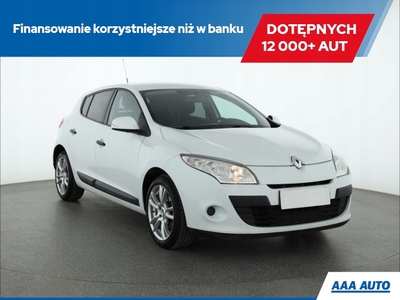 Renault Megane III Hatchback 1.6 16v 100KM 2011