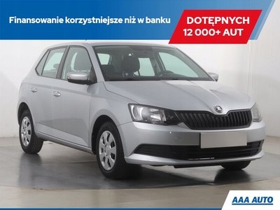 Skoda Fabia III Hatchback Facelifting 1.0 MPI 75KM 2018