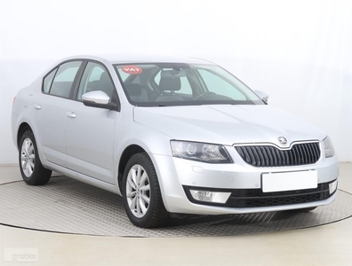 Skoda Octavia III , Salon Polska, Serwis ASO, DSG, VAT 23%, Xenon, Bi-Xenon,