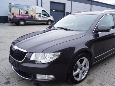 Skoda Superb II Kombi 2.0 TDI CR DPF 140KM 2011