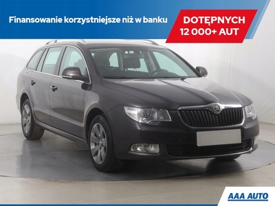 Skoda Superb II Kombi 2.0 TDI CR DPF 140KM 2011