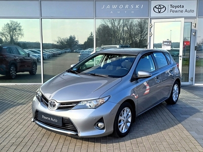 Toyota Auris I Hatchback 3d Facelifting 1.6 Valvematic 132KM 2013