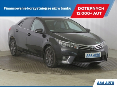 Toyota Corolla XI Sedan 1.6 Valvematic 132KM 2016