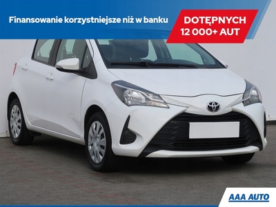 Toyota Yaris III Hatchback 5d Facelifting 2017 1.5 Dual VVT-iE 111KM 2018