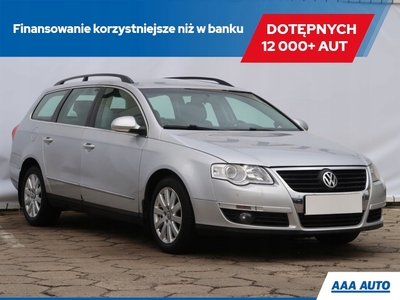 Volkswagen Passat B6 Variant 2.0 TDI-CR DPF 140KM 2008