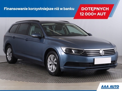 Volkswagen Passat B8 Variant 1.4 TSI BlueMotion Technology 125KM 2016