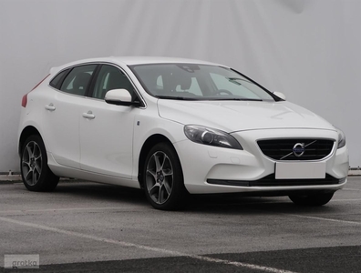 Volvo V40 II , Salon Polska, Serwis ASO, Skóra, Xenon, Bi-Xenon,