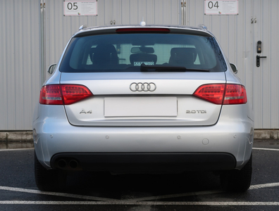 Audi A4 2010 2.0 TDI 235345km Kombi