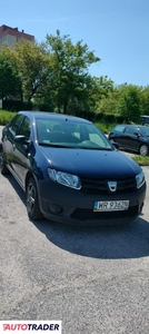 Dacia Logan 1.1 benzyna 75 KM 2013r.