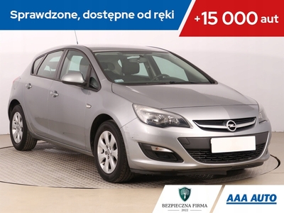 Opel Astra J GTC 1.7 CDTI ECOTEC 110KM 2015