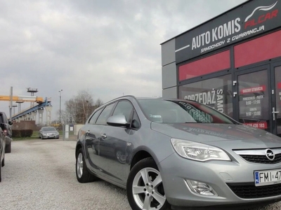 Opel Astra J Sports Tourer 1.4 Turbo ECOTEC 140KM 2012