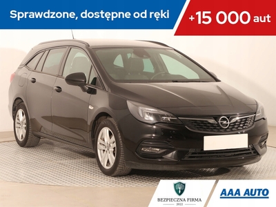 Opel Astra K Sportstourer Facelifting 1.5 Diesel 122KM 2020