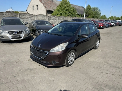 Peugeot 208 I Hatchback 5d 1.4 HDI 68KM 2012