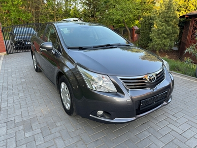 Toyota Avensis III 2011