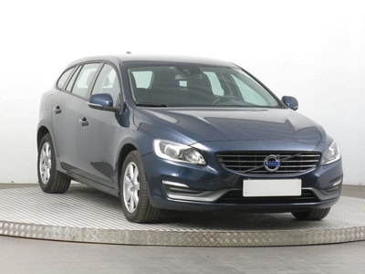 Volvo V60 2019 D4 2.0 AWD 169643km Kombi