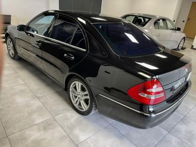 Mercedes E 200