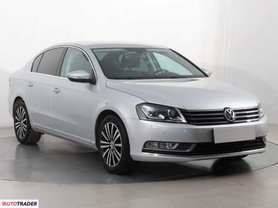 Volkswagen Passat 1.4 158 KM 2013r. (Piaseczno)