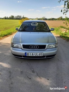 Audi a4 b5 1.6 benzyna ładny stan