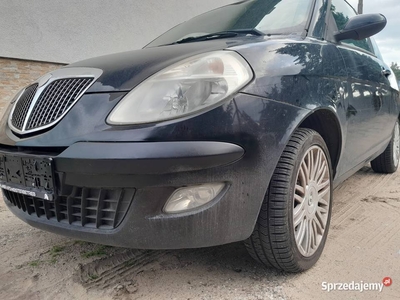 Lancia Ypsilon 1.2 benzyna 80km 2006r. z de klima 114tys.km klima