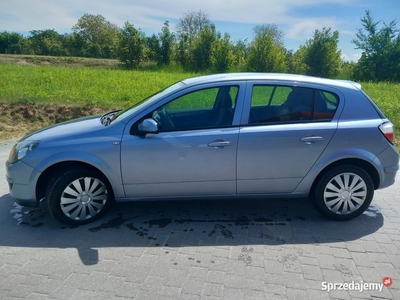 Opel Astra H 2005r