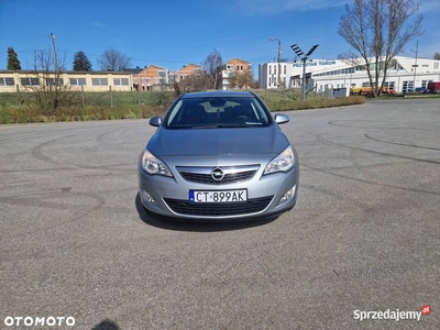 Opel astra j 1.4t