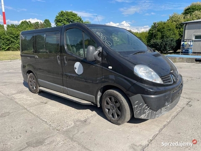 Renault Trafic 2,0 cdi 9 osob