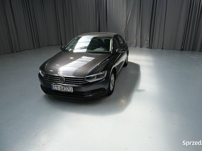 VOLKSWAGEN Passat B8 CT0437U