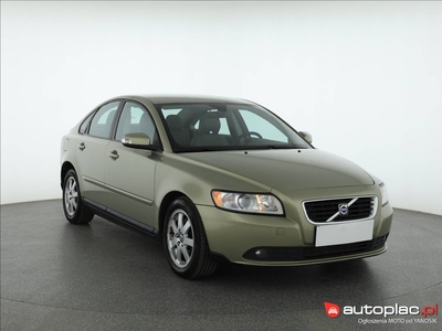 Volvo S40