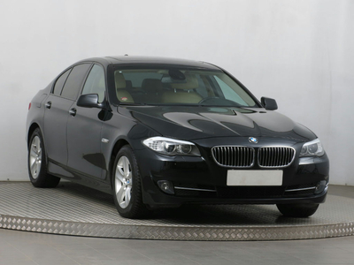 BMW 5 2013 528i xDrive 150102km Sedan