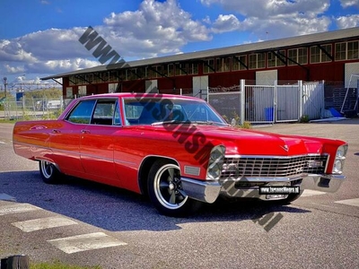 Cadillac Deville