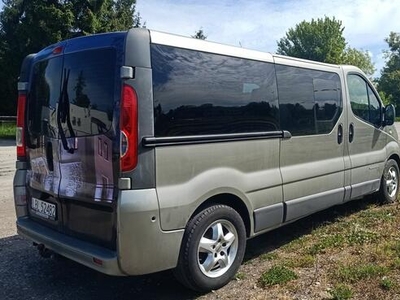 Renault Trafic LONG 9 osobowy KLIMA przód tył hak SALON PL