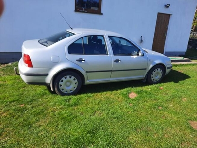 VW Bora 1.6 benzyna