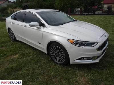 Ford Fusion 2.0 hybrydowy 186 KM 2017r. (Dębica)