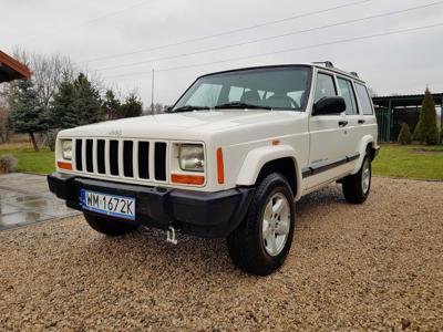 Jeep Cherokee Sport w bardzo dobrym stanie technicznym i blacharskim