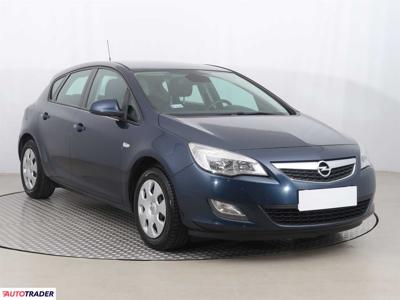 Opel Astra 1.4 138 KM 2010r. (Piaseczno)