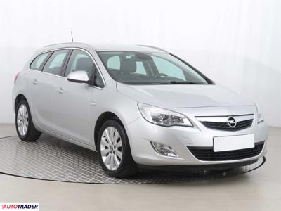 Opel Astra 1.4 138 KM 2012r. (Piaseczno)