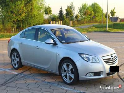 Opel Insignia 2.0 T Sport 4x4, 220 KM, 2009, sedan, benzyna,