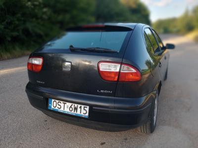 Seat Leon 1.6 benzyna.