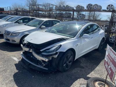 Używane Tesla Model 3 - 31 490 EUR, 24 494 km, 2020