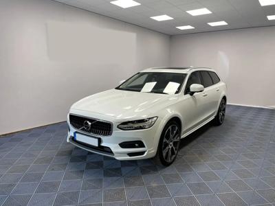 Używane Volvo V90 Cross Country - 297 500 PLN, 28 000 km, 2022