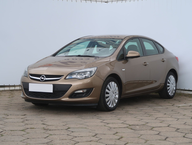 Opel Astra 2013 1.6 16V 88783km Sedan