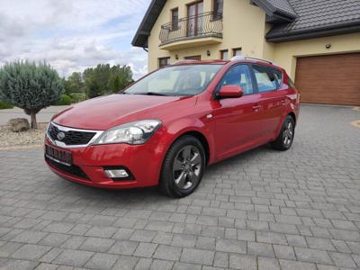 **Kia Ceed***Lift***2010 rok**servi**super stan**