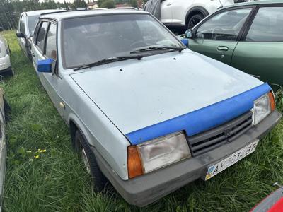 Lada 1.5 benzyna na chodzie